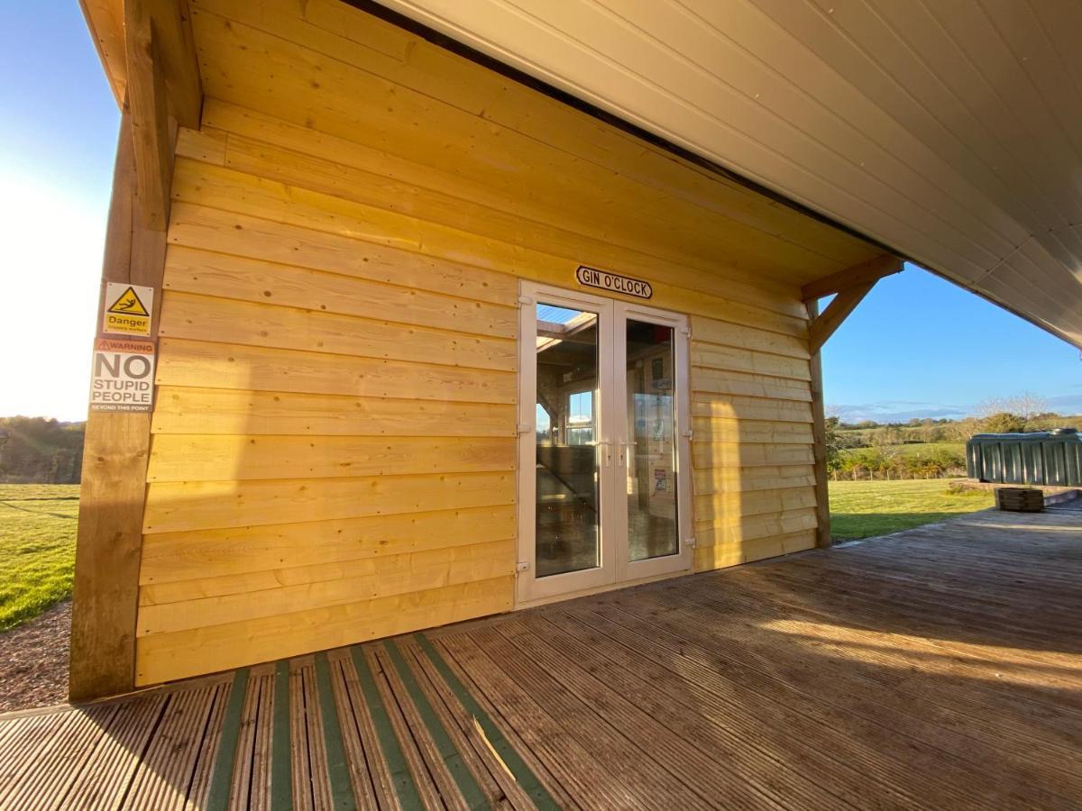 Sleeps 12 Hot Tub Sauna Cinema Pets Welcome Enniskillen Exteriér fotografie
