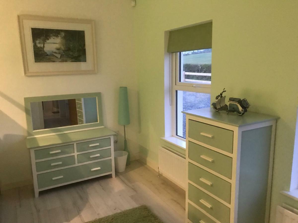 Sleeps 12 Hot Tub Sauna Cinema Pets Welcome Enniskillen Exteriér fotografie